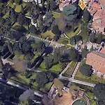 Vicolo D'este *
